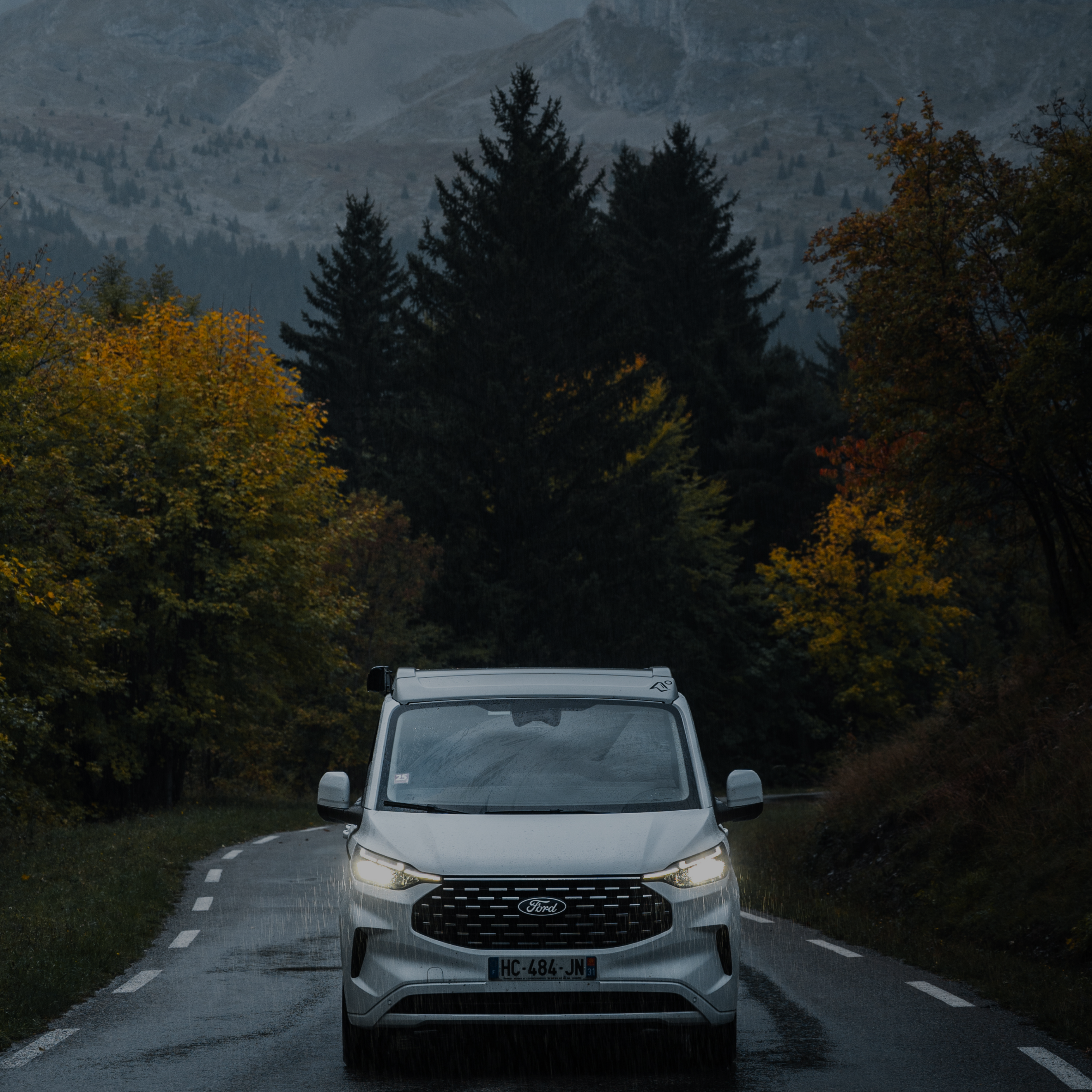 Van aménage Ford Nugget - Alpes - Grenoble